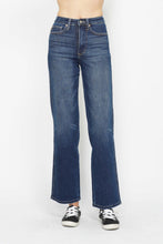 Load image into Gallery viewer, Judy Blue Full Size High Waist Tummy Control Jeans