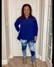 Load image into Gallery viewer, Babydoll Top with Raw Edges and Pockets by Zenana