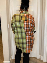 Load image into Gallery viewer, POL Oversized Button Up Shirt in Olive and Orange