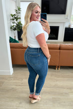 Load image into Gallery viewer, Judy Blue Daphne High Rise Skinny Jeans