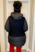 Load image into Gallery viewer, Vanessa Quilted Pullover Hoodie - Black
