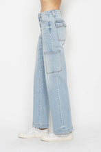 Load image into Gallery viewer, Judy Blue Full Size High Waist Straight Cargo Jeans
