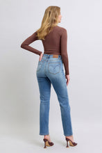 Load image into Gallery viewer, Judy Blue Full Size Wash Thermal Straight Jeans with Pockets