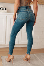 Load image into Gallery viewer, Judy Blue Bryant High Rise Thermal Skinny Jean