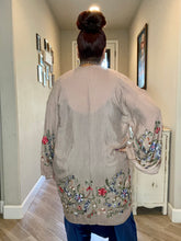 Load image into Gallery viewer, Embroidered Floral Kimono - Women's
