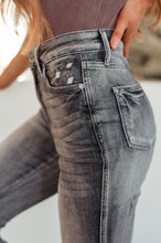 Load image into Gallery viewer, Judy Blue Hadley High Rise Control Top Release Hem Skinny