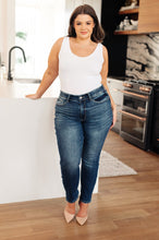 Load image into Gallery viewer, Judy Blue London Midrise Cuffed Boyfriend Jeans