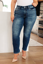 Load image into Gallery viewer, Judy Blue London Midrise Cuffed Boyfriend Jeans
