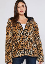 Load image into Gallery viewer, Leopard/Black Reversible Sherpa/Fleece Jacket - Women&#39;s
