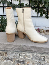 Load image into Gallery viewer, Maora Square Toe Booties by Yellowbox
